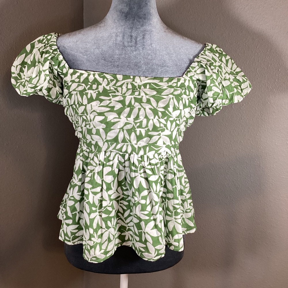 Abercrombie & Fitch Green and White Leaf Print Blouse
